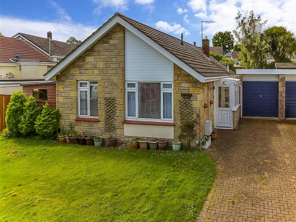 3 bed detached bungalow for sale in Marina Avenue, Appley, Ryde, Isle