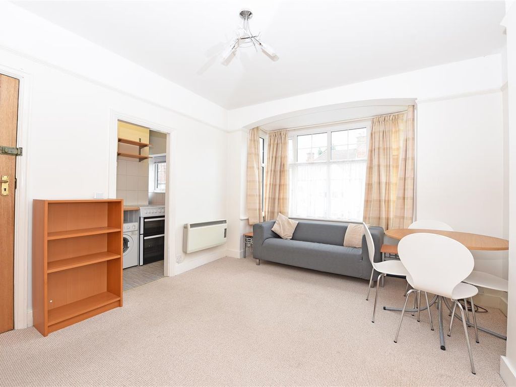 Studio to rent in Compton Road, Wimbledon, London SW19 Zoopla