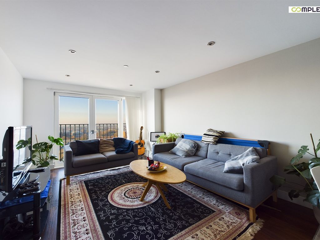 3 bed flat for sale in Wilburn Basin, Ordsall Lane M5 Zoopla