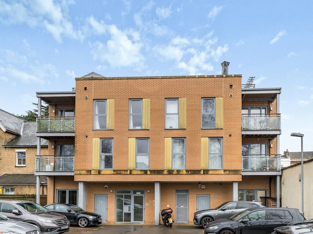 2 bed flat for sale in Blyth Road, Bromley BR1 Zoopla