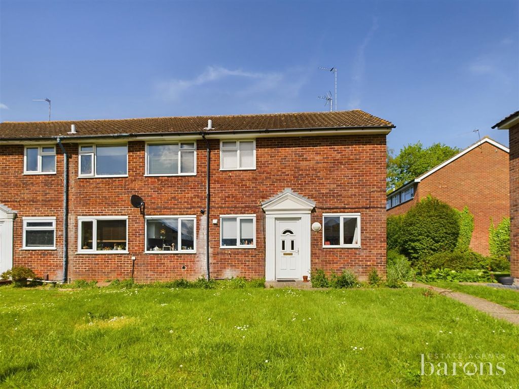 2 bed for sale in Chester Place, Basingstoke RG21 Zoopla