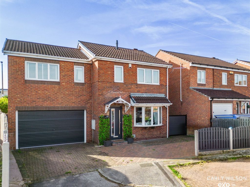 4 bed detached house for sale in Ferndale Drive, Bramley, Rotherham S66, £290,000 Zoopla