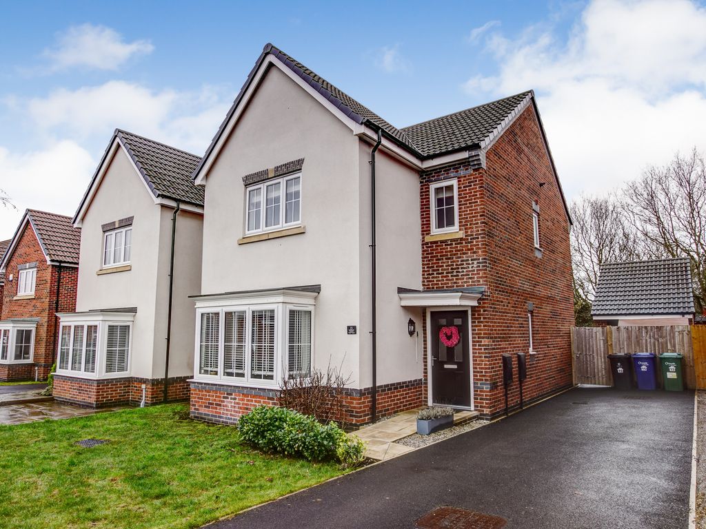 4 bed detached house for sale in Lakenheath Crescent, Great Sankey