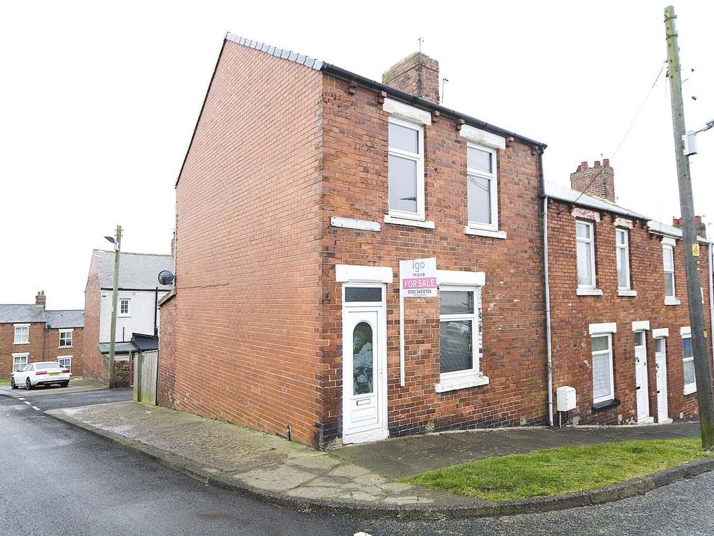 3 bed end terrace house for sale in Angus Street, Easington Colliery