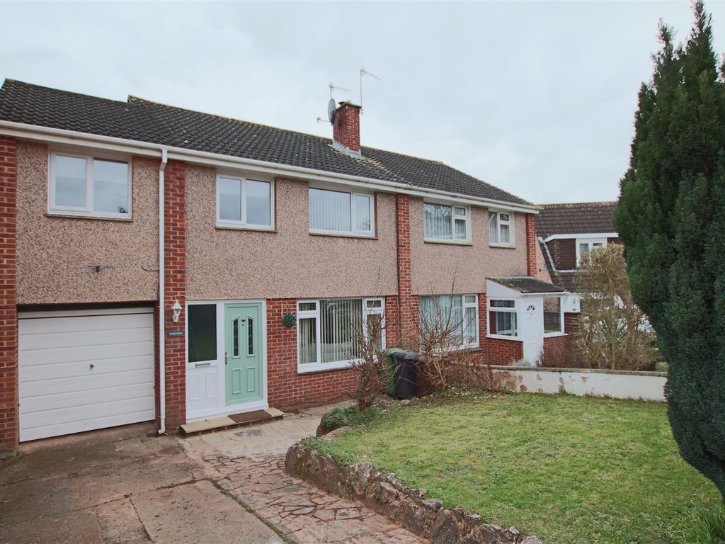 4 bed semidetached house for sale in Farm Close, Broadfields, Exeter