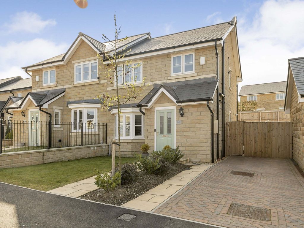 3 bed semidetached house for sale in Boshaw View, Hade Edge, Holmfirth