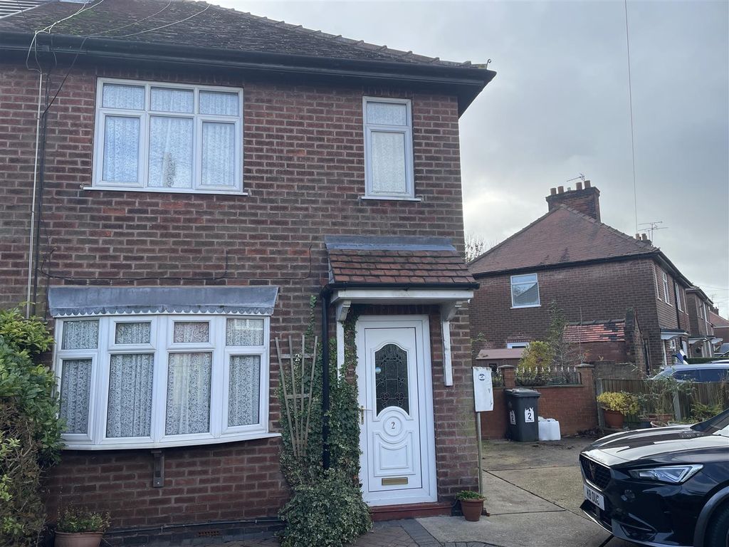 3 bed semidetached house to rent in Barker Avenue, Sutton In Ashfield