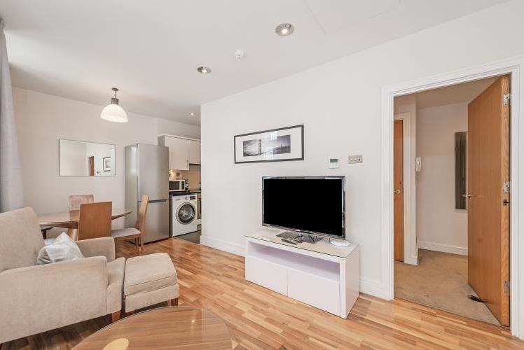 2 bed flat to rent in Abbey Road, St Johns Wood, London NW8, £2,600 pcm ...