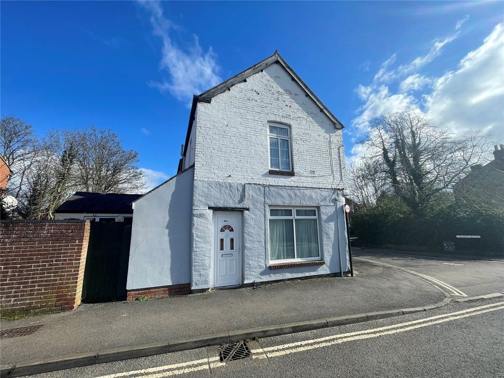 1 bed semidetached house for sale in North Street, Bicester