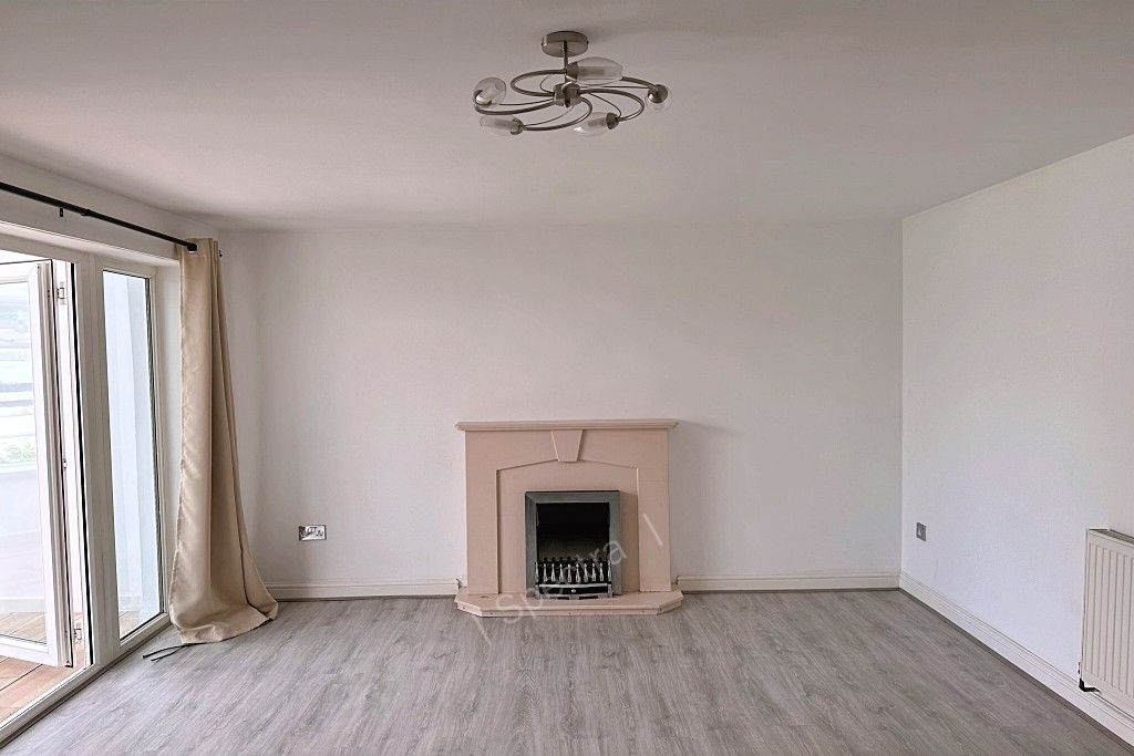 3 bed terraced house to rent in Ellen Street, Hockley, Birmingham B18