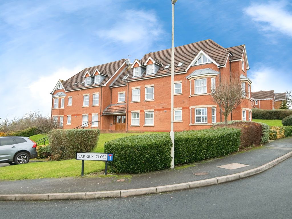 2 bed flat for sale in Garrick Close, Dudley, West Midlands DY1, £