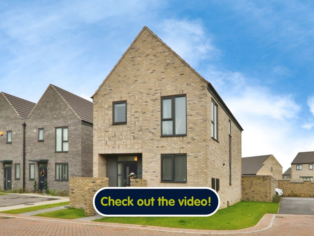 3 bed detached house for sale in Heritage Road, Kingswood, Hull HU7, £250,000 Zoopla