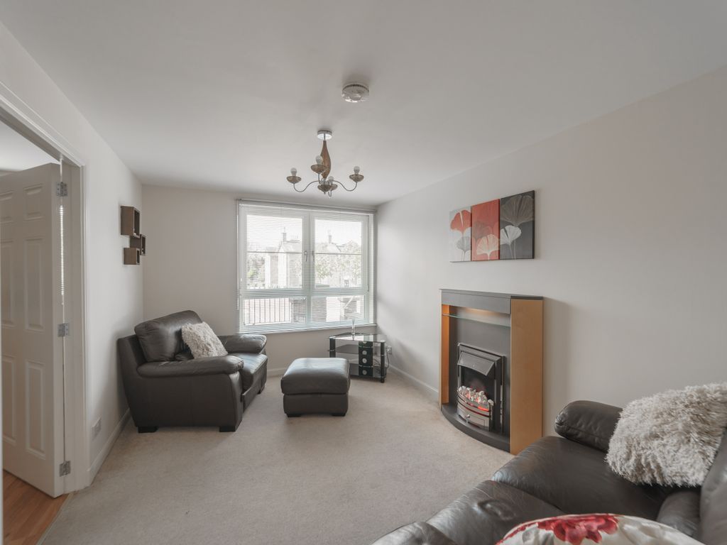 2 bed flat to rent in Mary Elmslie Court, King Street, Aberdeen AB24, £