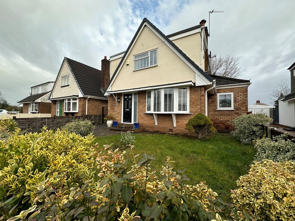 3 bed detached bungalow for sale in Bank Croft, Longton, Preston PR4