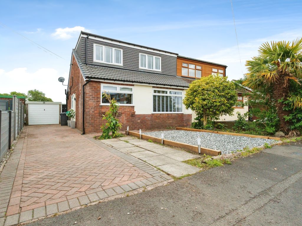 4 bed semidetached house for sale in Liskeard Avenue, Royton, Oldham
