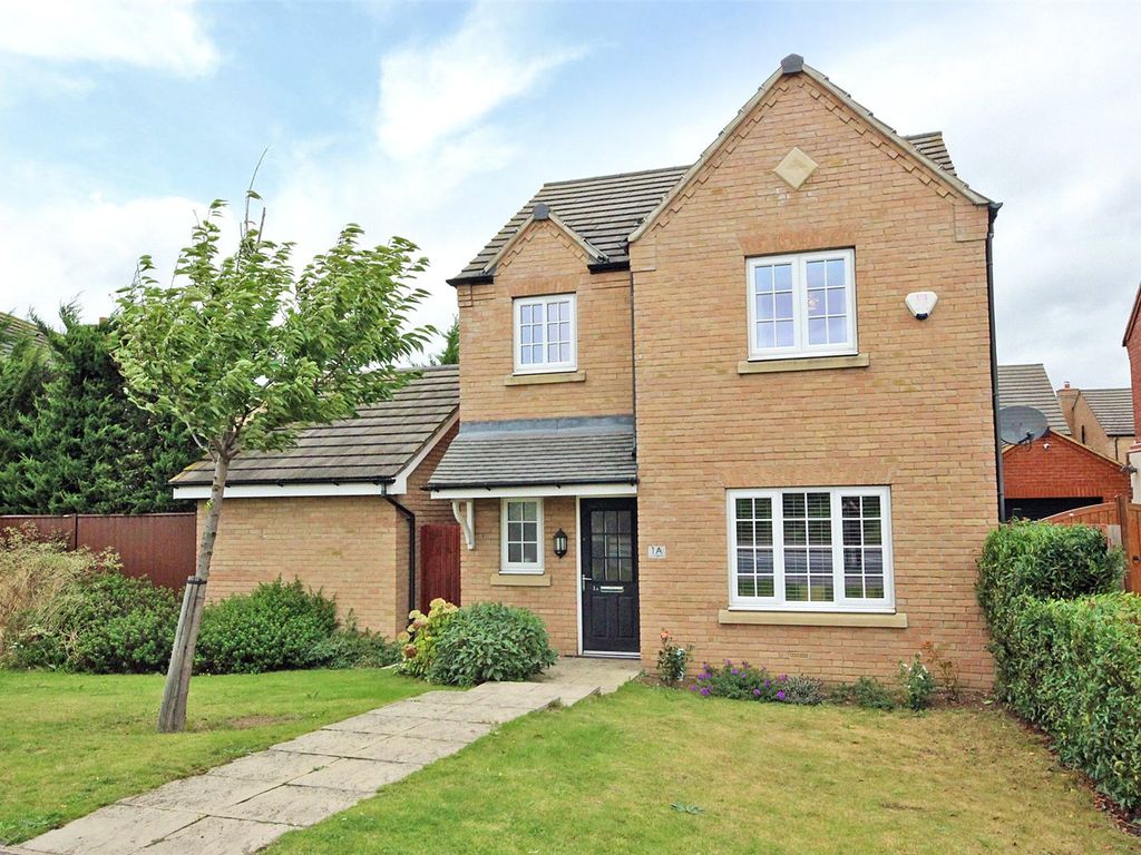 3 bed detached house for sale in Cambridge Road, Bedford, Bedfordshire