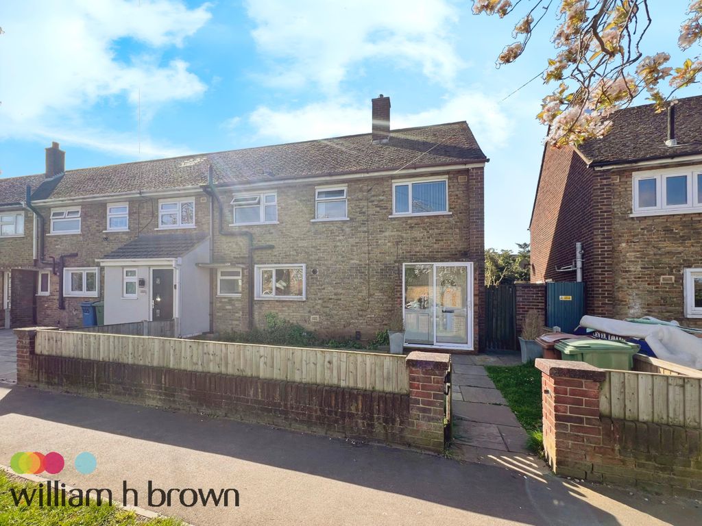 3 bed terraced house to rent in Crammavill Street, Stifford Clays