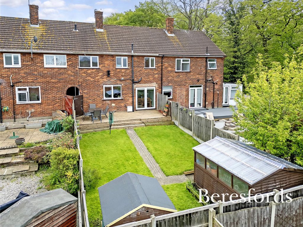 3 bed terraced house for sale in Dagnam Park Drive, Romford RM3, £