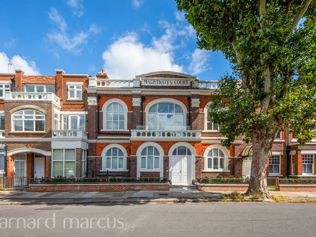 New home, 1 bed flat for sale in Hanworth Road, Feltham TW13, £164,500