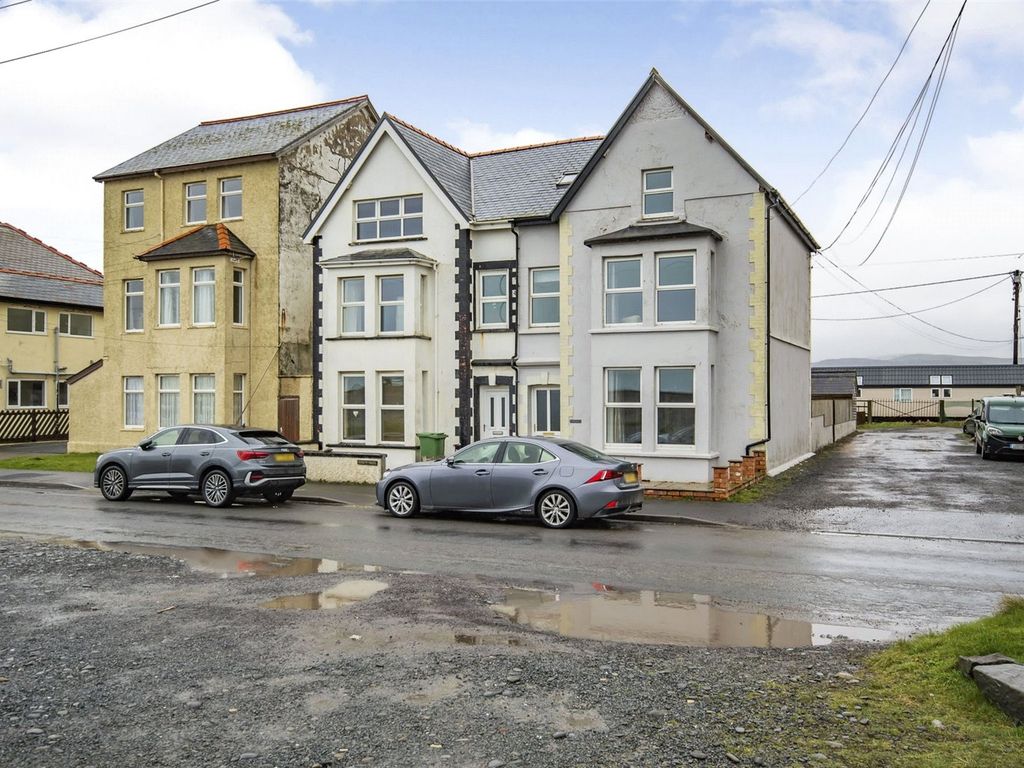 4 bed semidetached house for sale in Borth, Aberystwyth, Ceredigion
