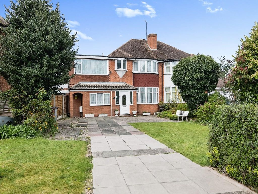 4 bed semidetached house for sale in Valley Road, Solihull B92 Zoopla