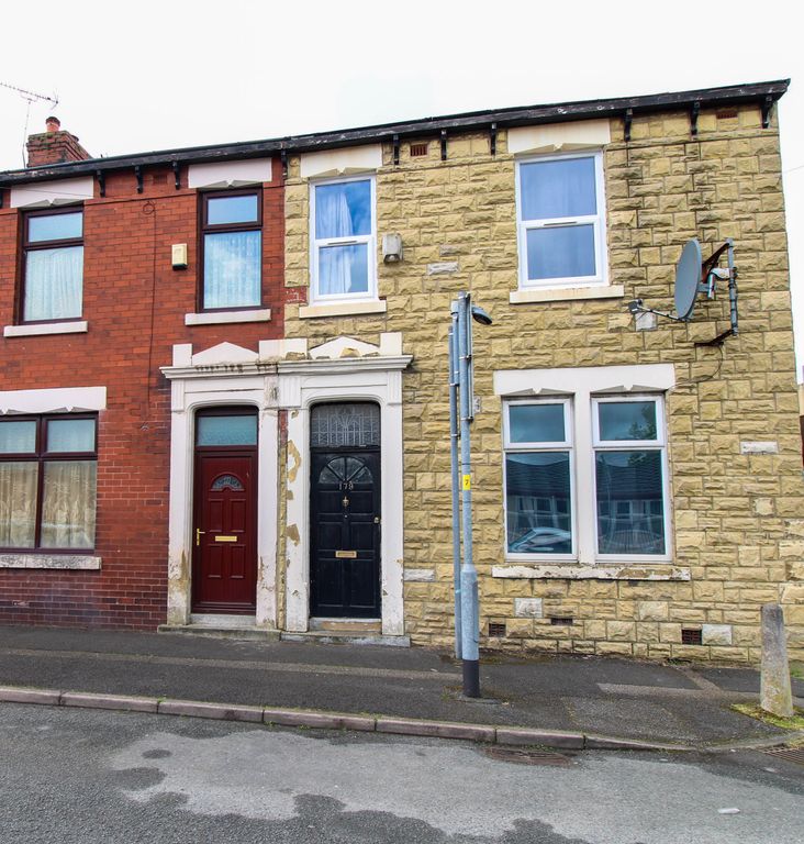 3 bed terraced house for sale in De Lacy Street, AshtonOnRibble