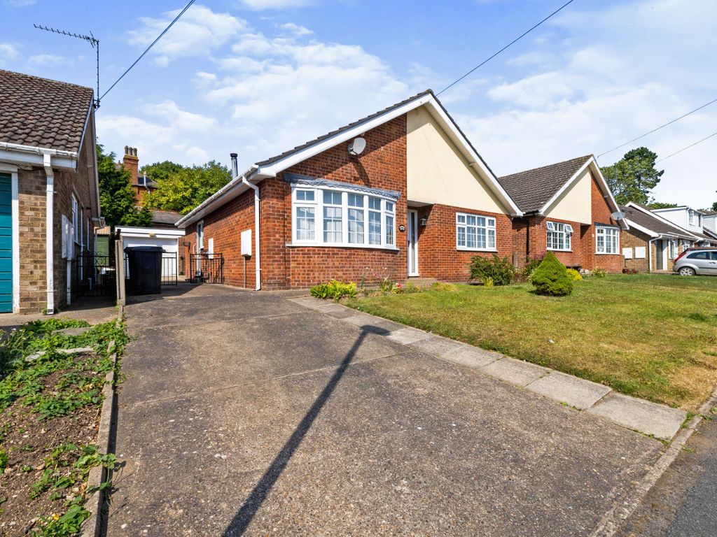 2 bed detached bungalow for sale in Manor Drive, Binbrook, Market Rasen