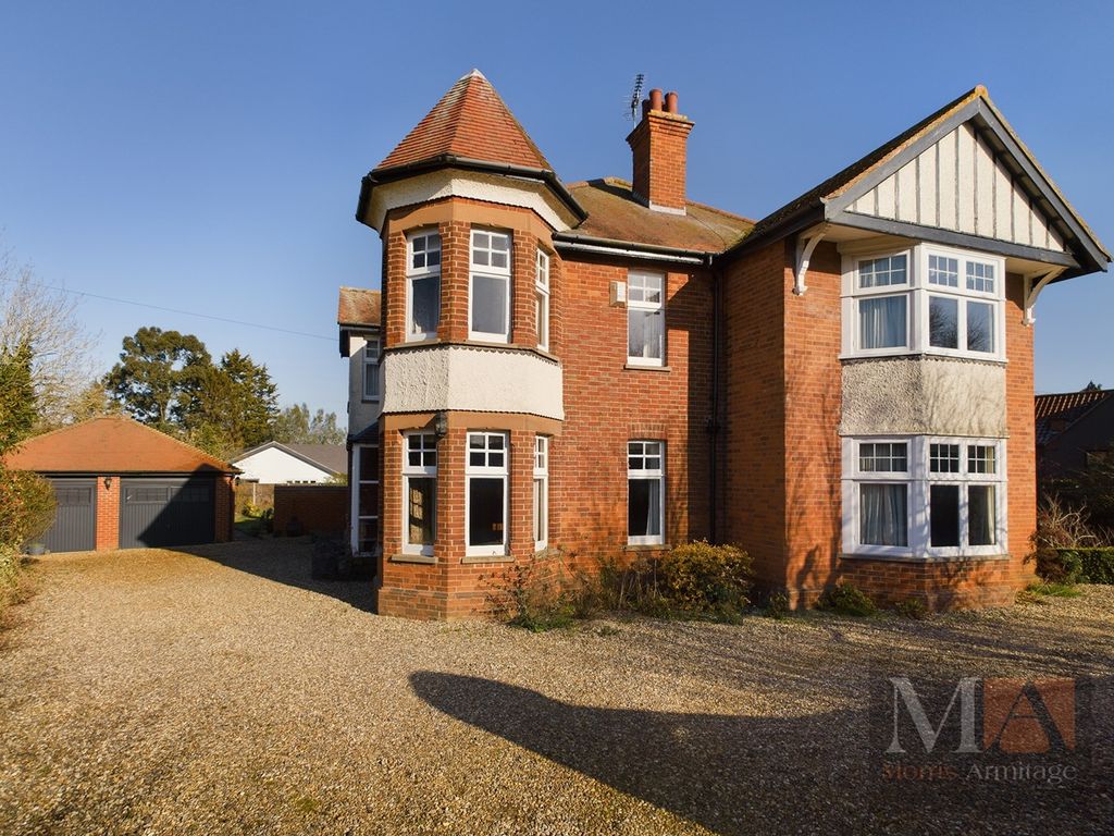 4 bed property for sale in Bexwell Road, Downham Market PE38 Zoopla