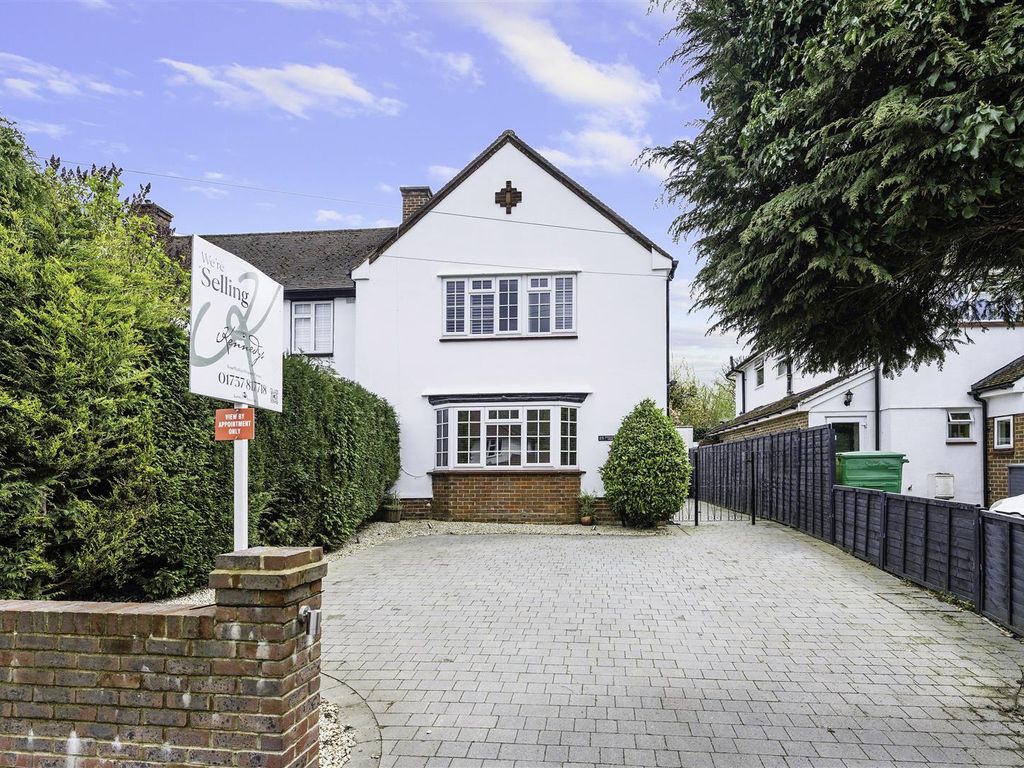 3 bed semidetached house for sale in Tadworth Street, Tadworth KT20