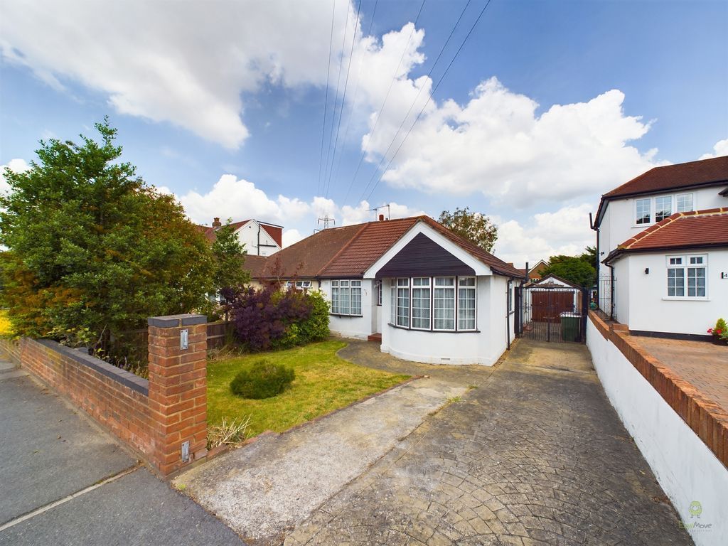 3 bed semidetached bungalow for sale in Hurst Road, Bexley DA5 Zoopla