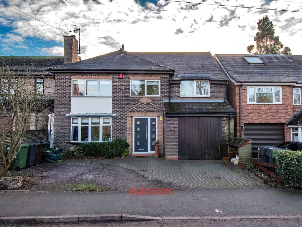 4 bed detached house for sale in Perryfields Road, Bromsgrove