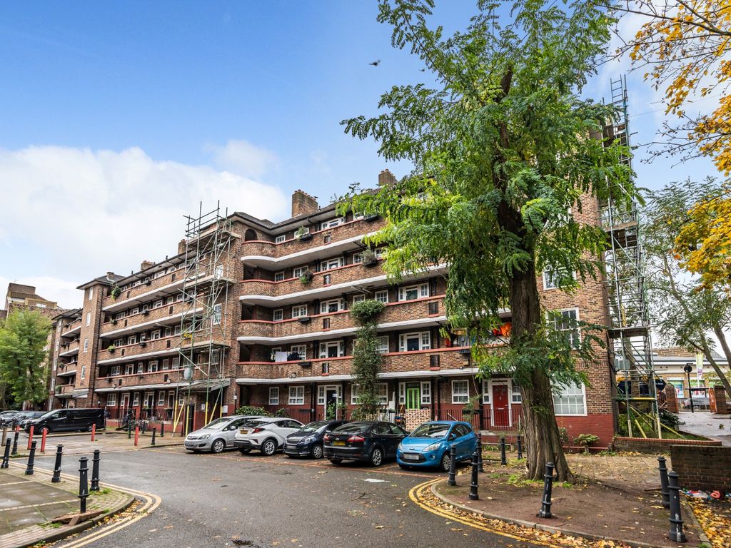 3 bed flat for sale in Deptford Church Street, London, Greater London