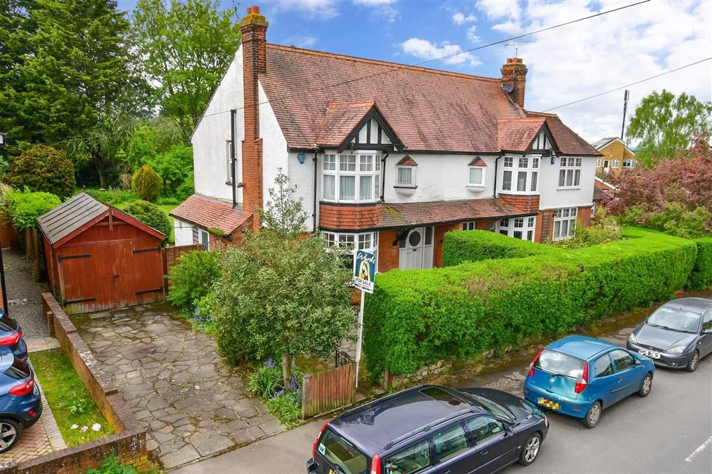 3 bed semidetached house for sale in Boughton Lane, Loose, Maidstone