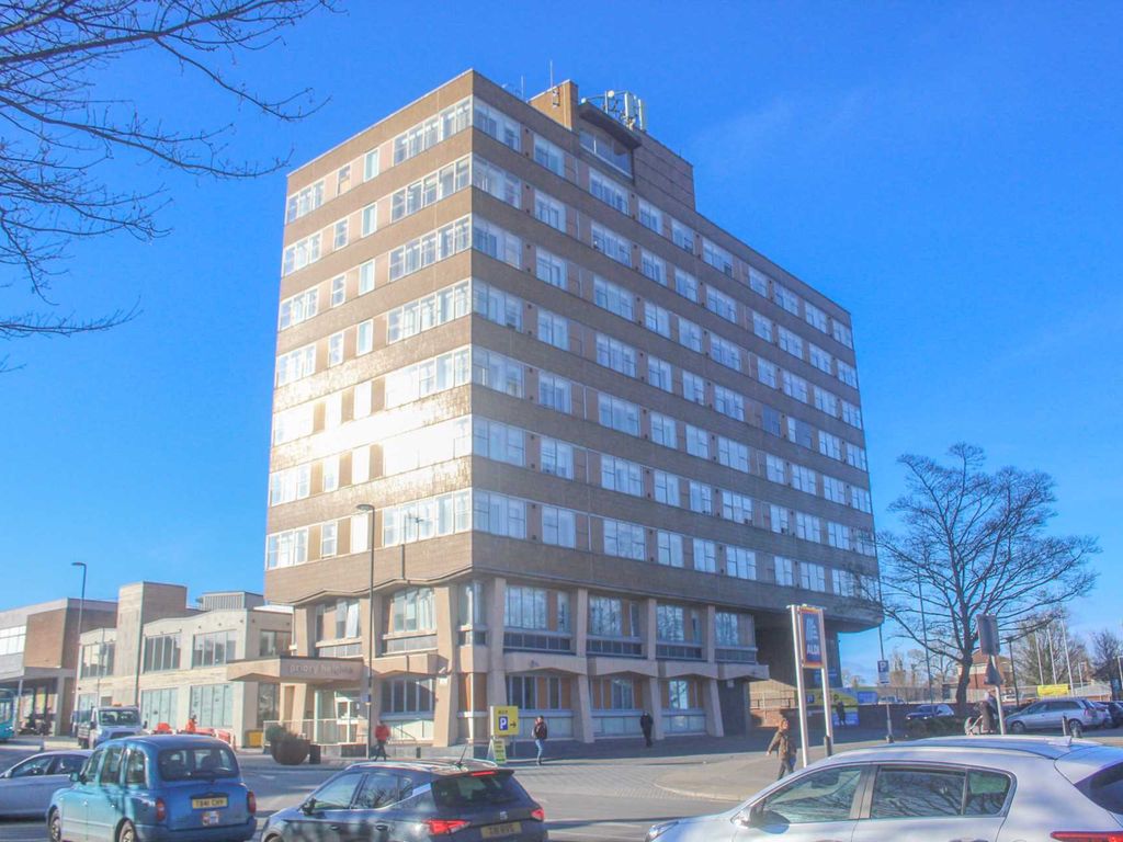 1 bed flat for sale in Church Street, Dunstable LU5, £140,000 Zoopla