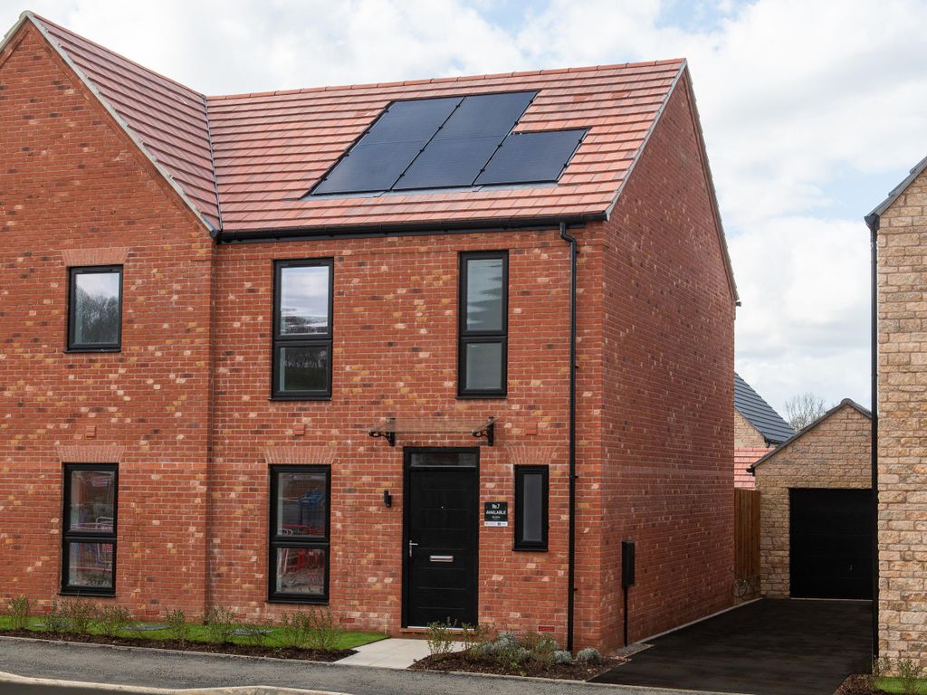 3 bed end terrace house for sale in Malabar, Staverton Road, Daventry