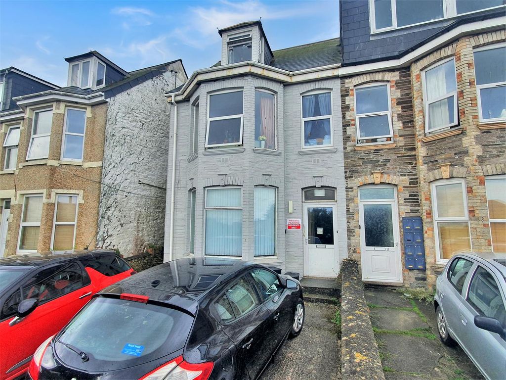 2 bed flat for sale in Bay View Terrace, Newquay TR7, £150,000 Zoopla