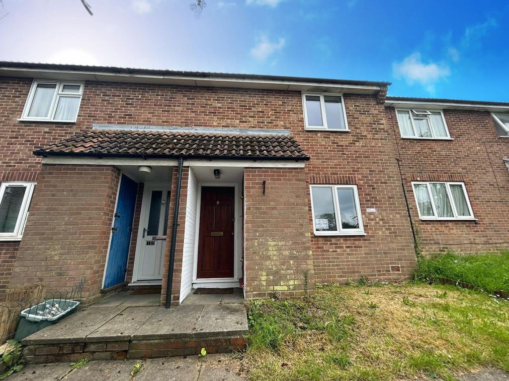 1 bed flat to rent in Tewkesbury Close, Basingstoke RG24, £850 pcm Zoopla