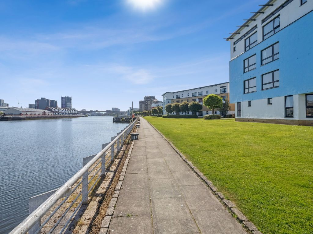 2 bed flat for sale in Mavisbank Gardens, Festival Court, Glasgow G51