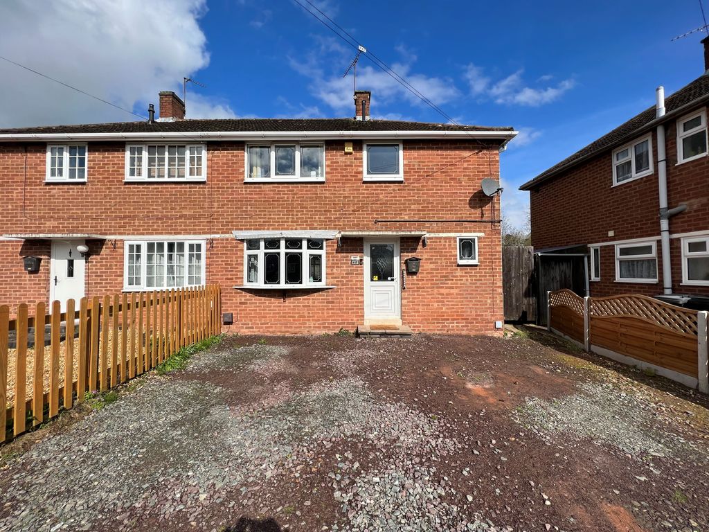 3 bed property to rent in Howat Road, Keresley End, Coventry CV7, £