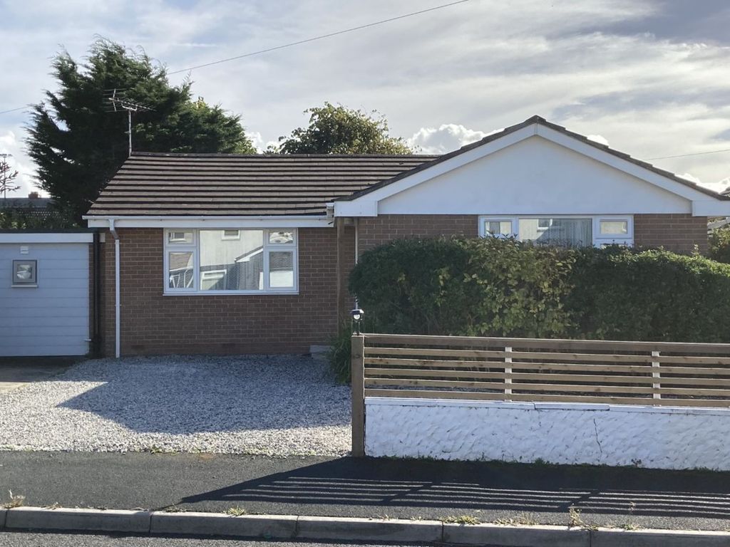 3 bed detached bungalow for sale in Elm Drive, Bude EX23 Zoopla