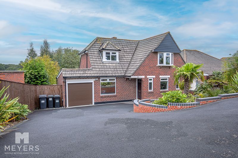 3 bed detached house for sale in Balmoral Avenue, Bournemouth BH8, £