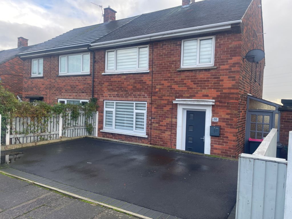 3 bed semidetached house for sale in Great Park Road, Kimberworth