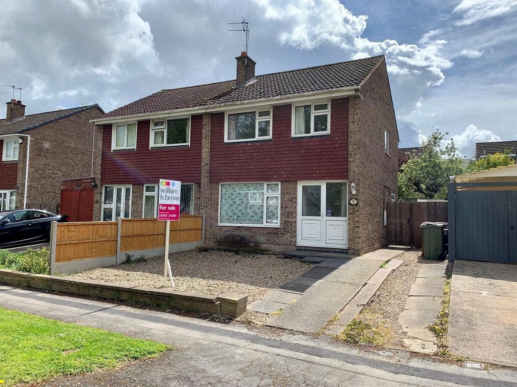 3 bed semidetached house for sale in Coe Avenue, Loughborough LE11