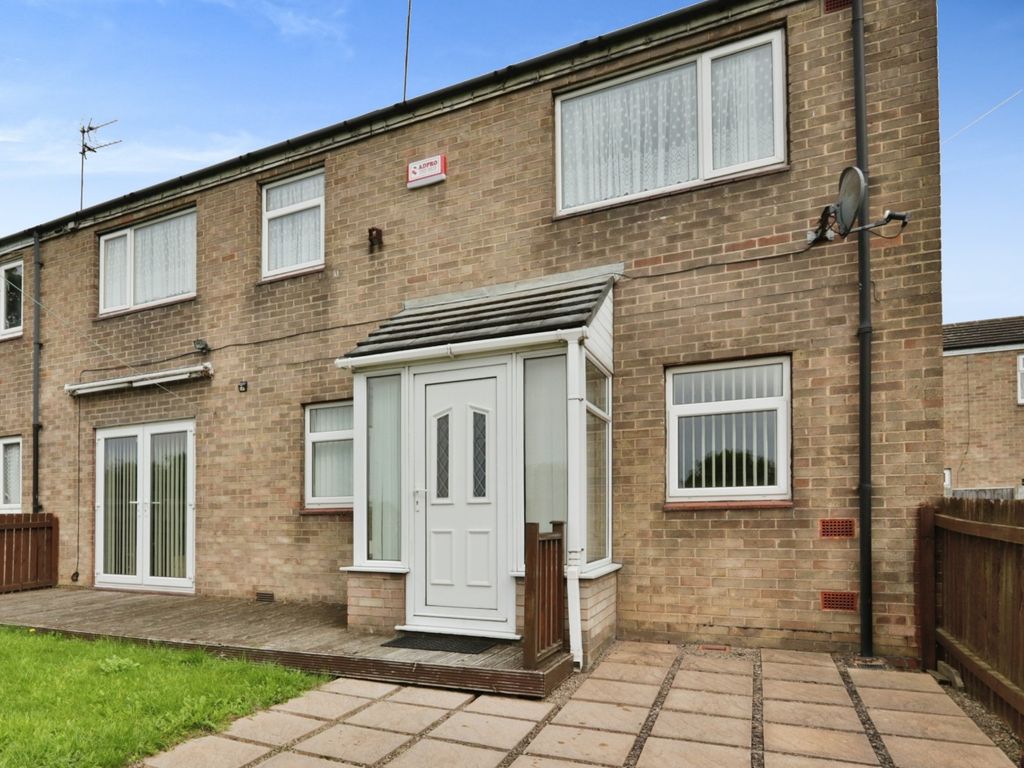 3 bed end terrace house for sale in Axminster Close, Hull HU7, £95,000 Zoopla