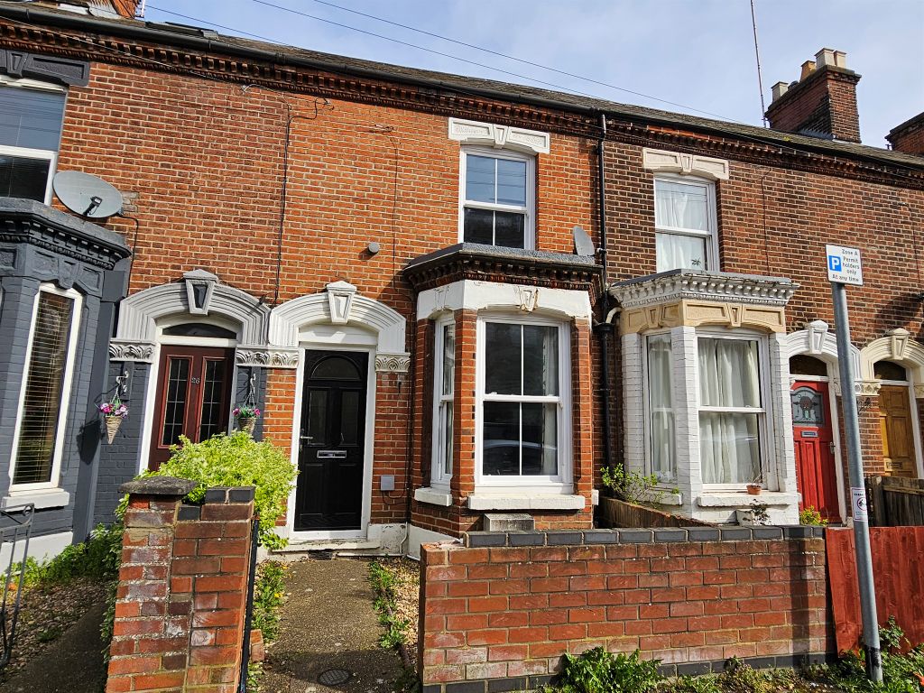 3 bed terraced house for sale in Kerrison Road, Norwich NR1, £230,000