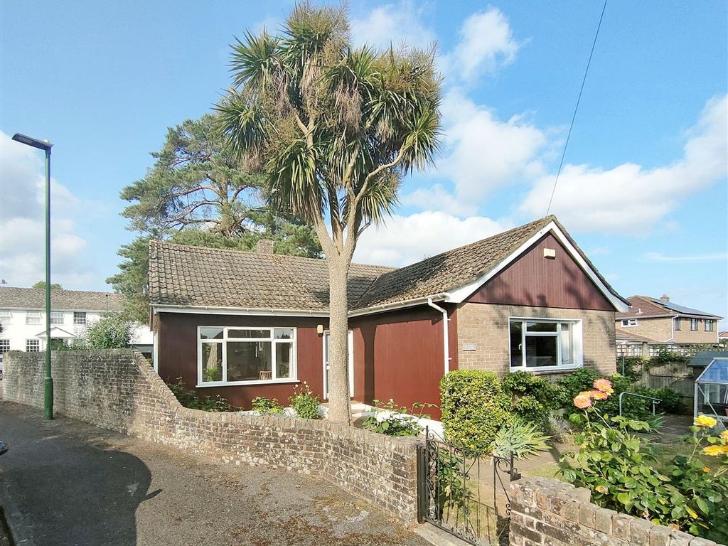 2 bed bungalow for sale in Ashfield Close, Midhurst GU29 Zoopla