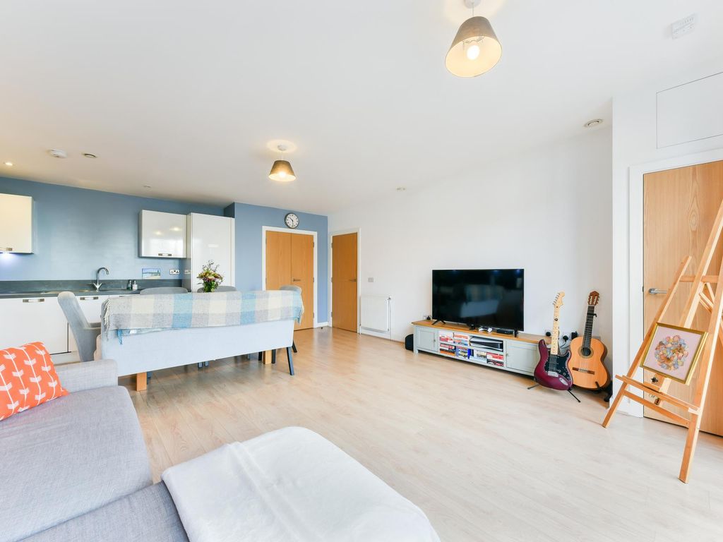 2 bed flat for sale in Aragon Court, Ascalon Street, Battersea SW8 Zoopla