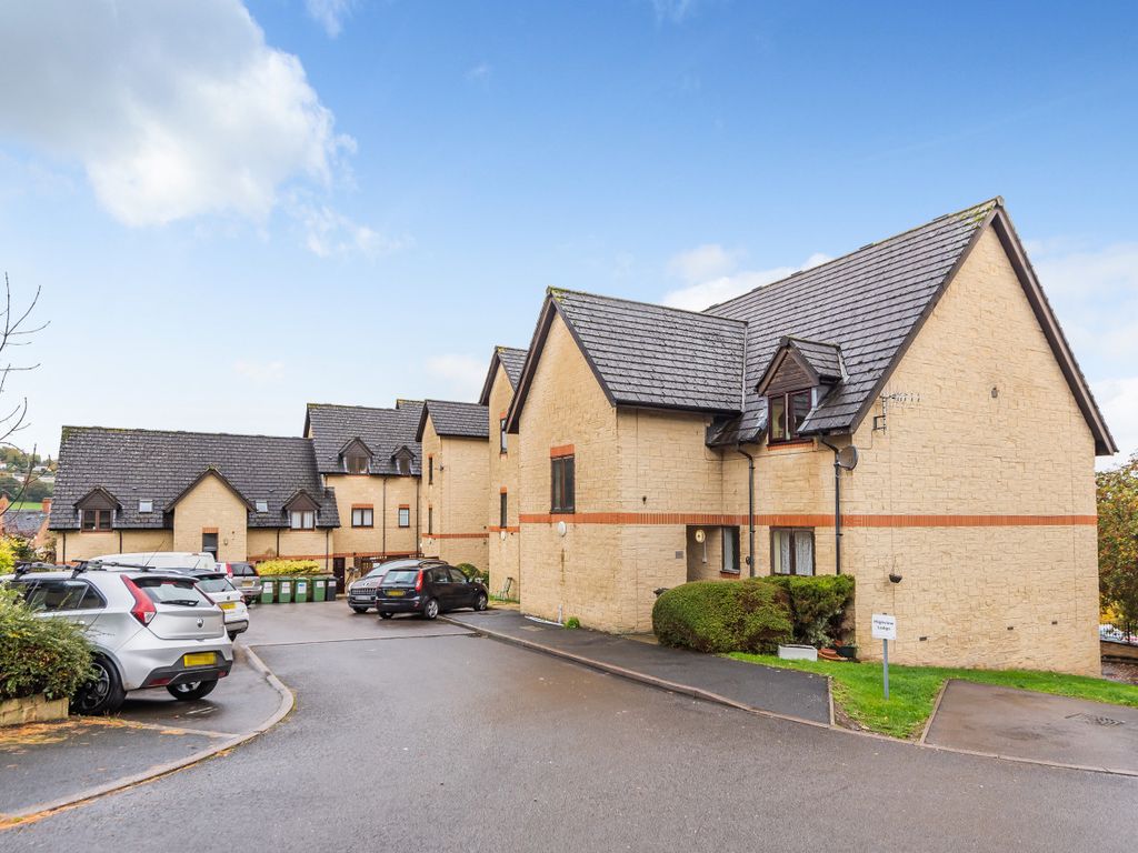 1 bed flat to rent in Wesley Court, Stroud GL5, £750 pcm Zoopla