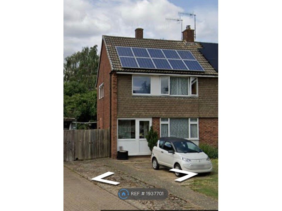 3 bed semidetached house to rent in Purcell Avenue, Tonbridge TN10, £