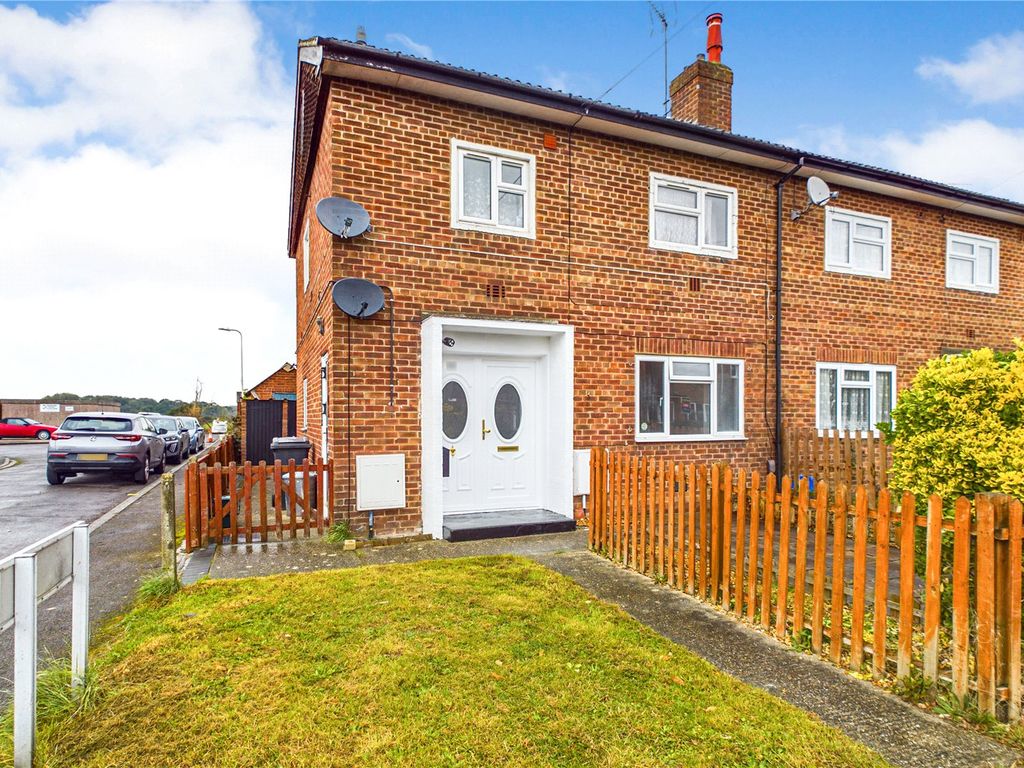 1 bed for sale in The Crescent, Theale, Reading, Berkshire